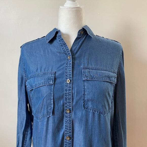 Banana Republic | Oversized Chambray Shirt - Picture 3 of 6